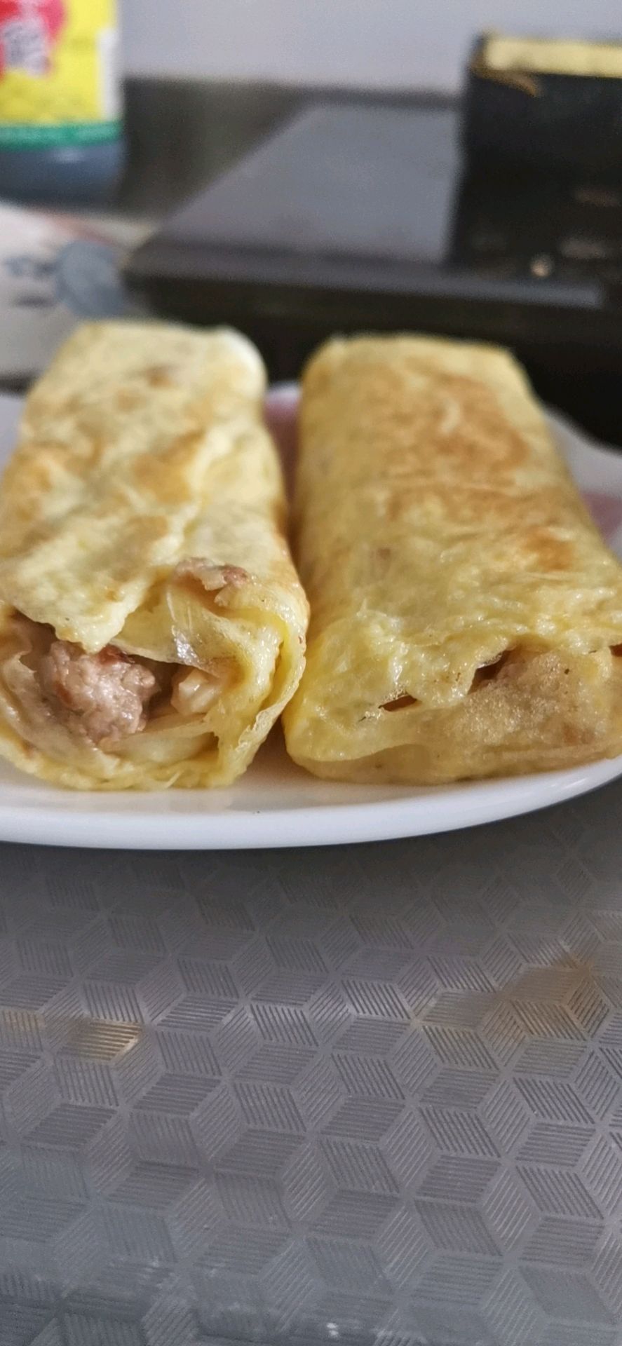 鸡蛋鲜肉卷