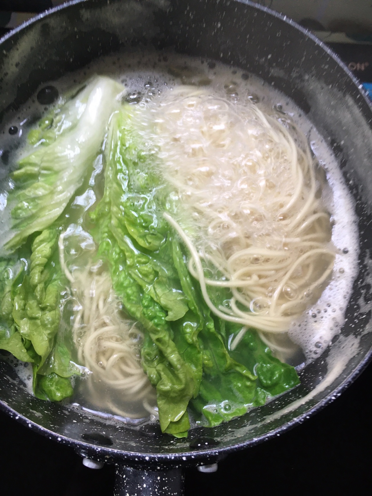 鸡排汤面