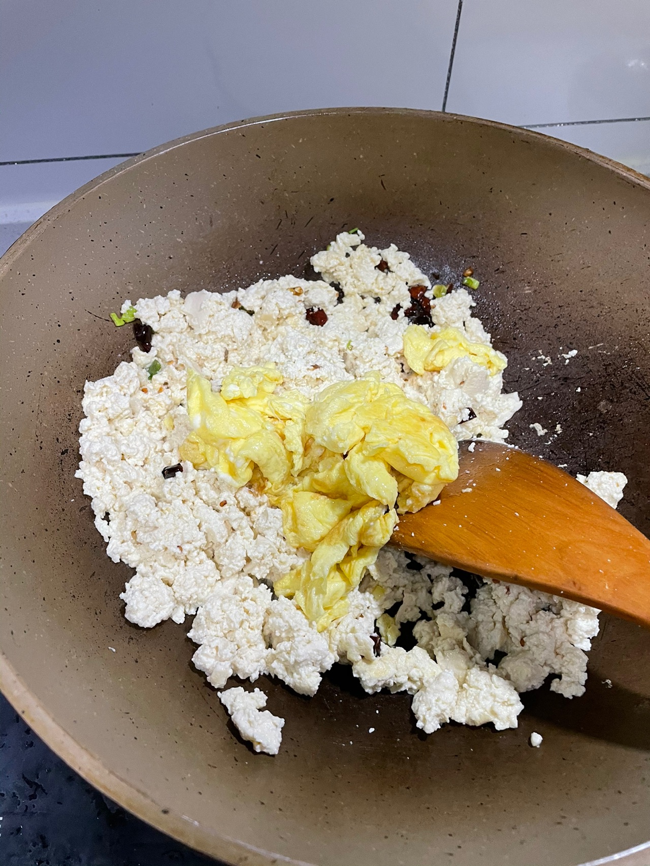 鸡刨豆腐