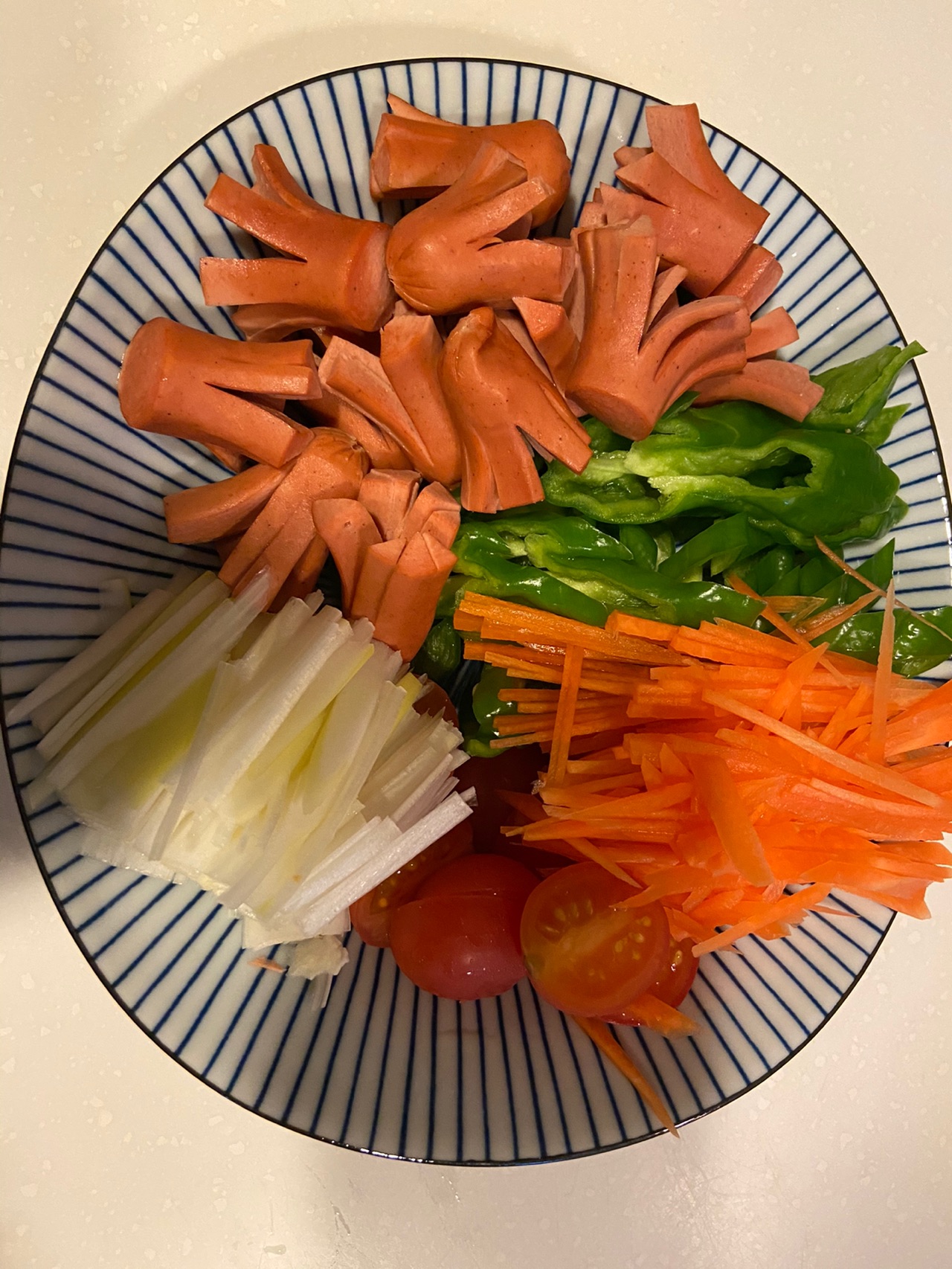 鸡肉肠炒乌冬面
