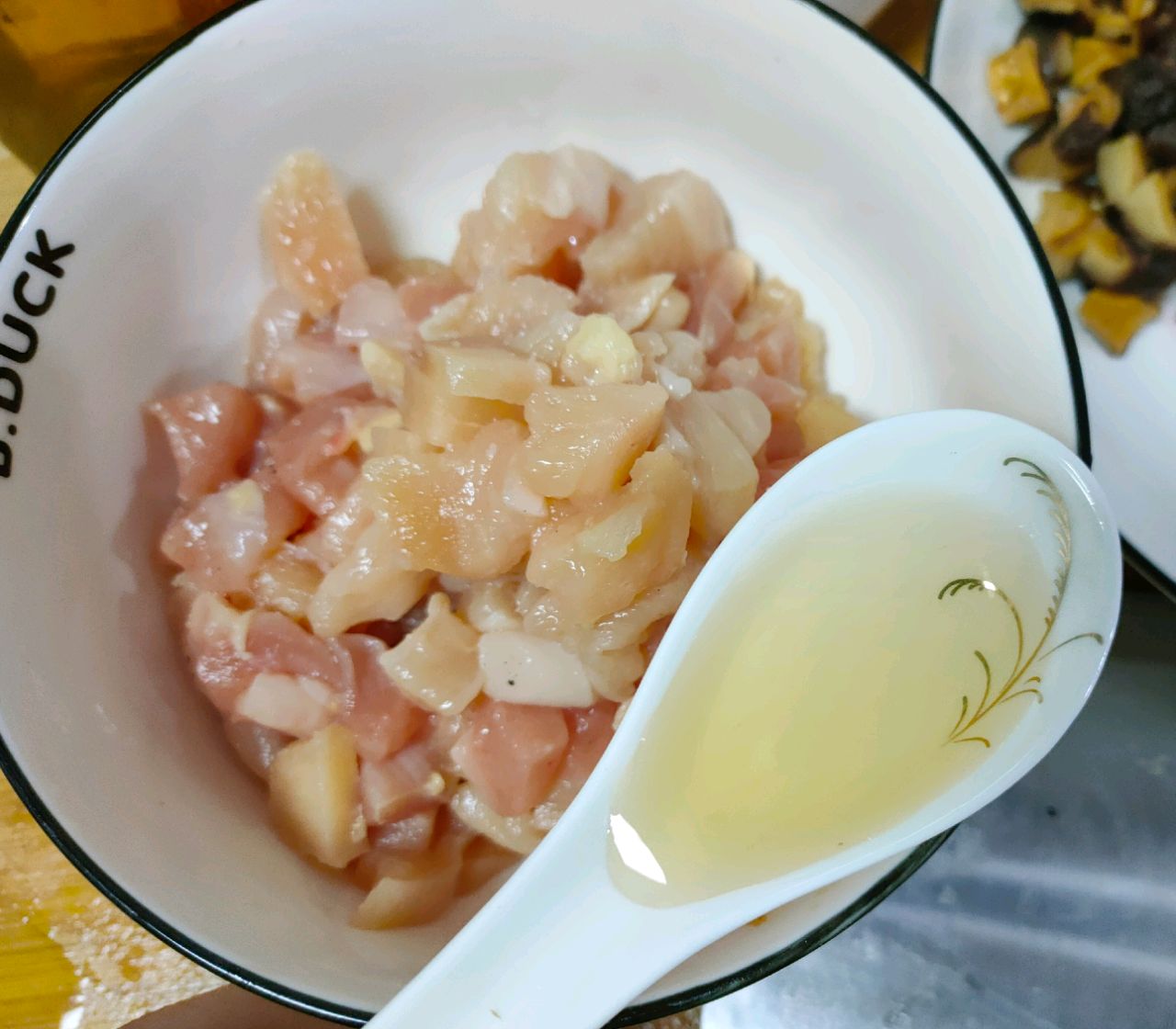 鸡肉焖饭