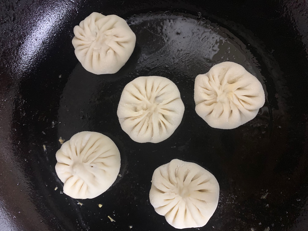 鸡肉水煎包