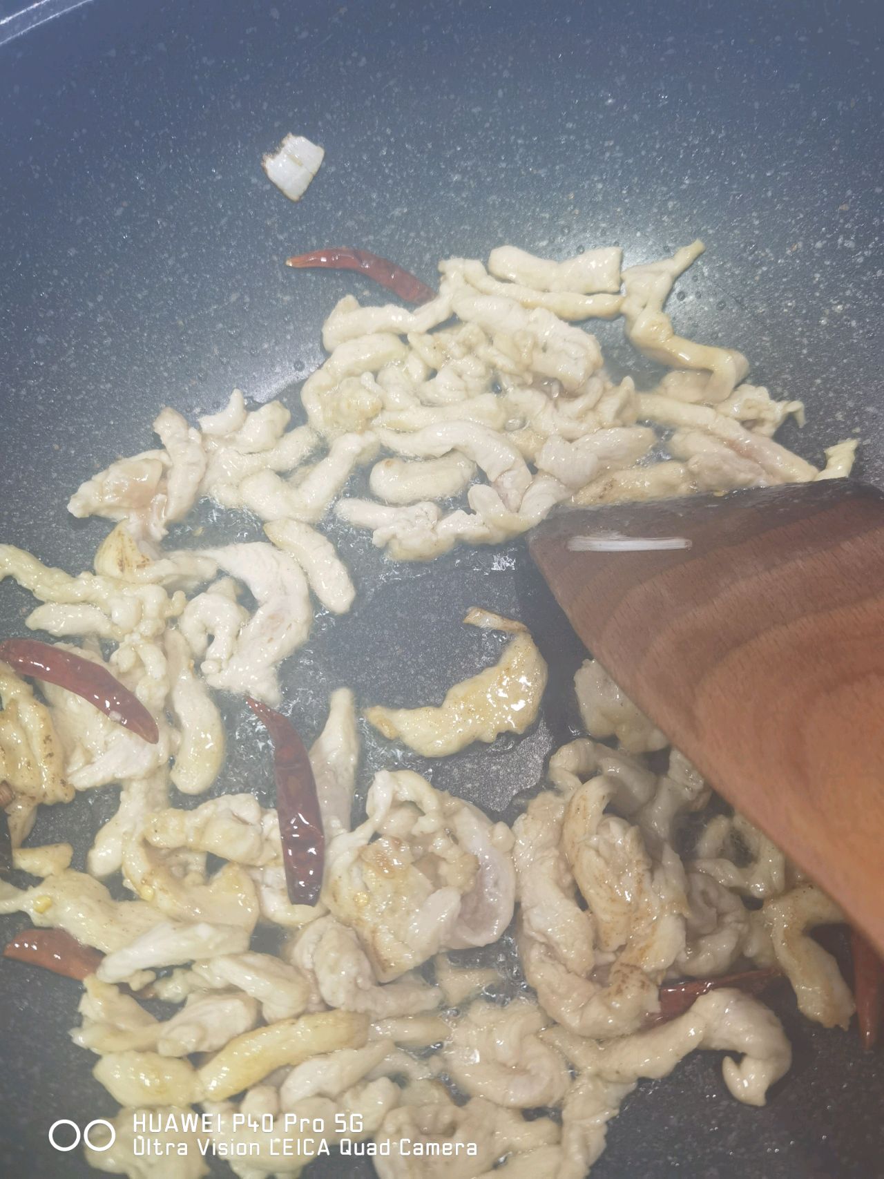 鸡丝炒拉皮