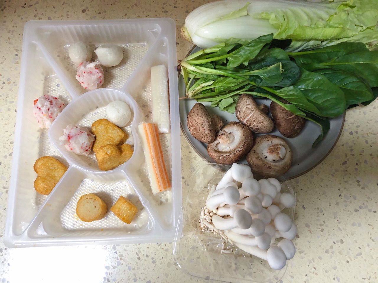 鸡汤什锦火锅