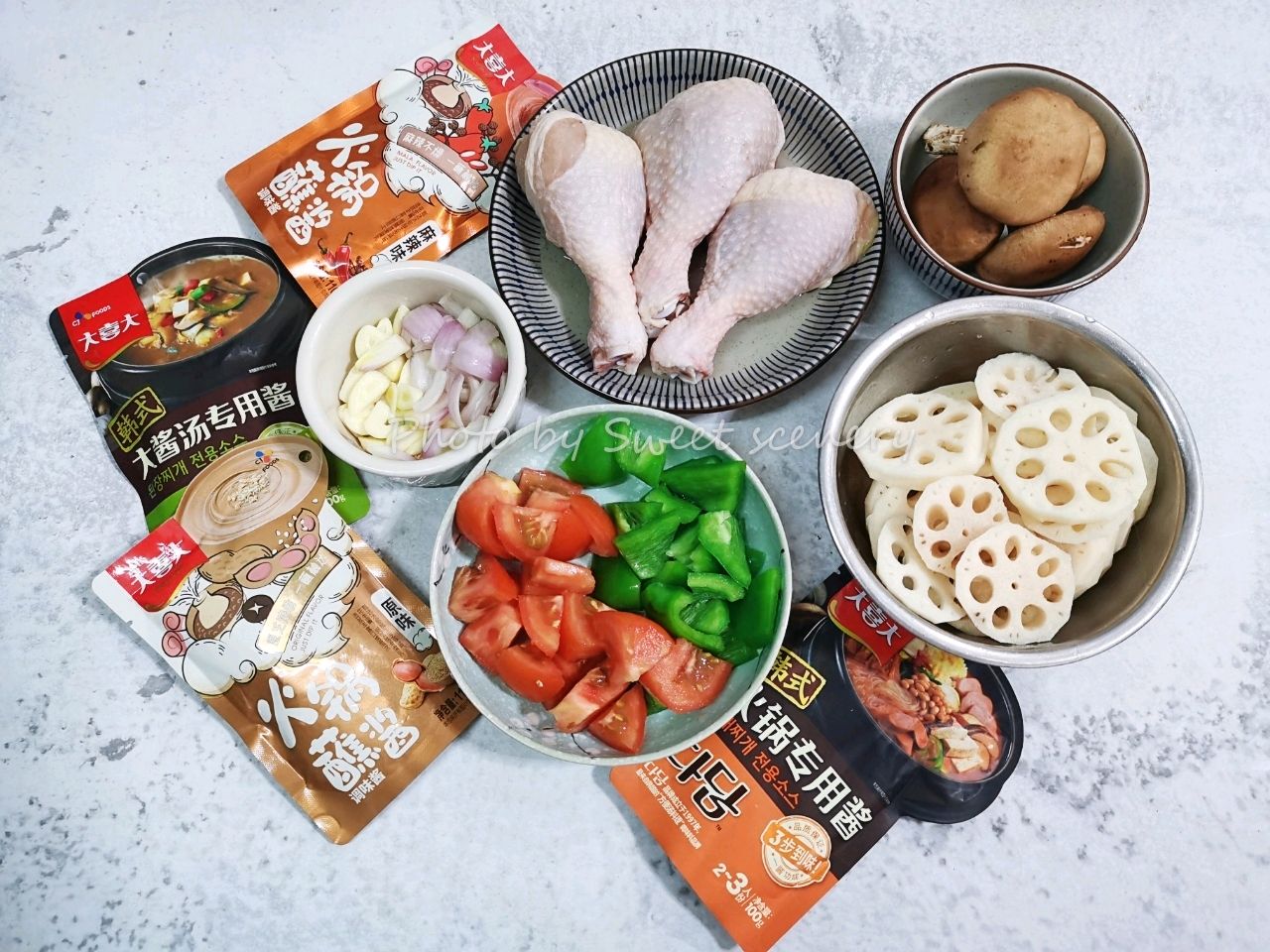 鸡腿香菇莲藕大酱锅