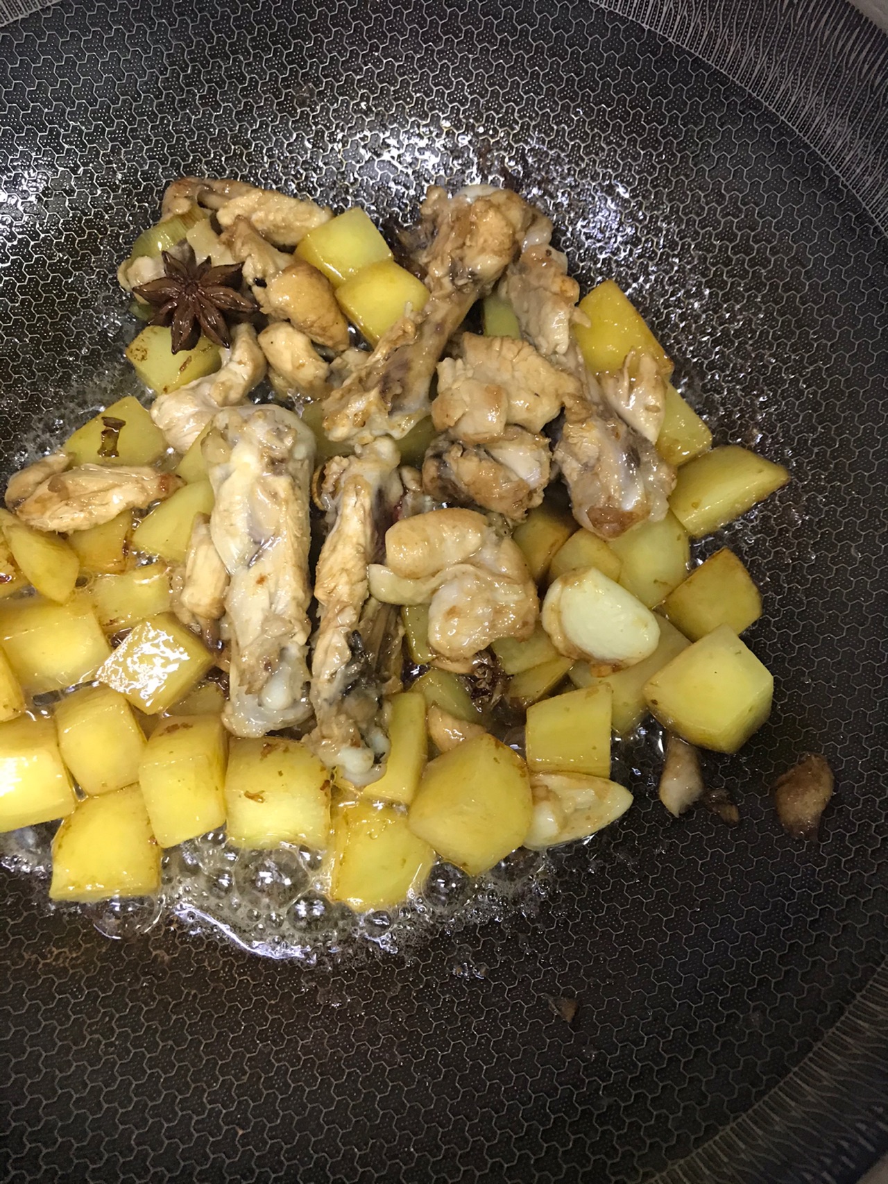 鸡小腿炖土豆