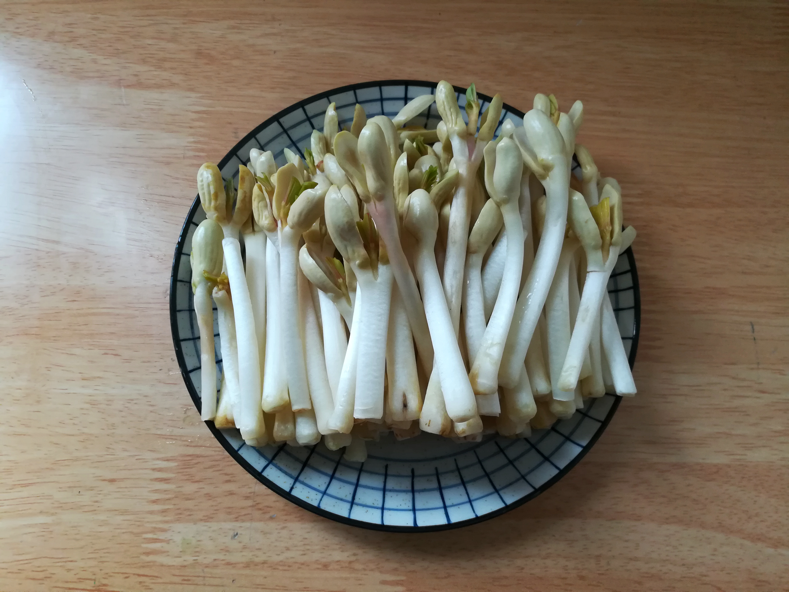 鸡胸肉炒花生芽