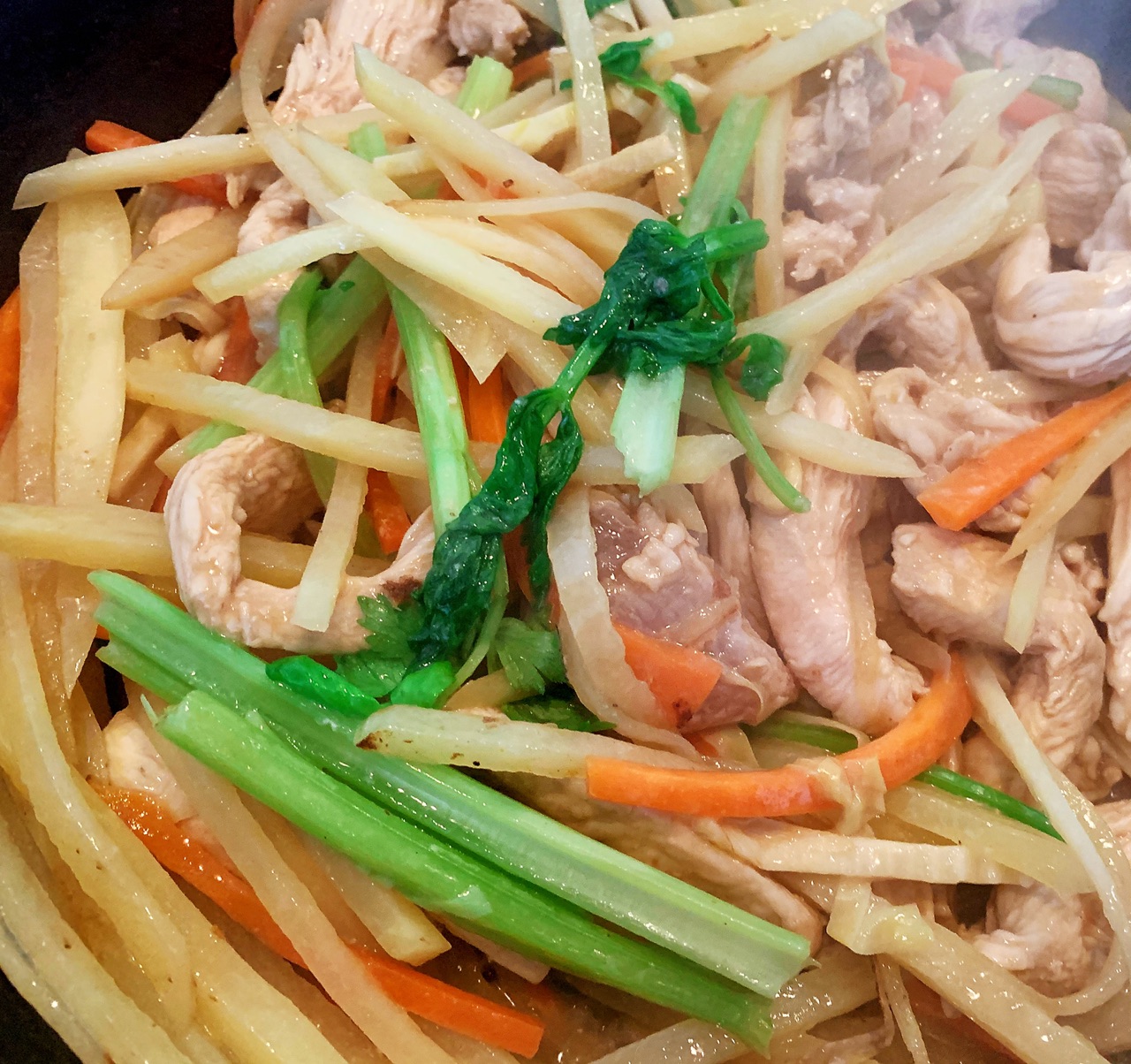 鸡胸肉春笋春饼