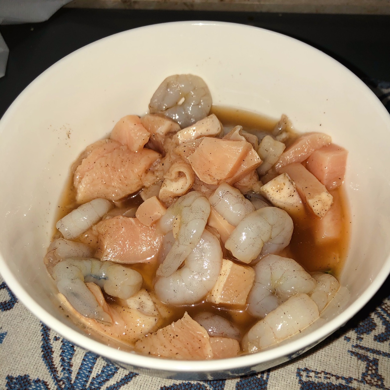 鸡胸肉虾仁蘑菇奶味浓汤