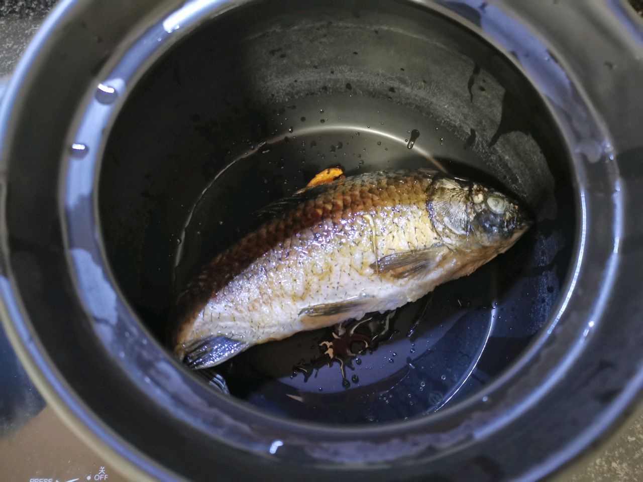 鲫鱼豆腐汤