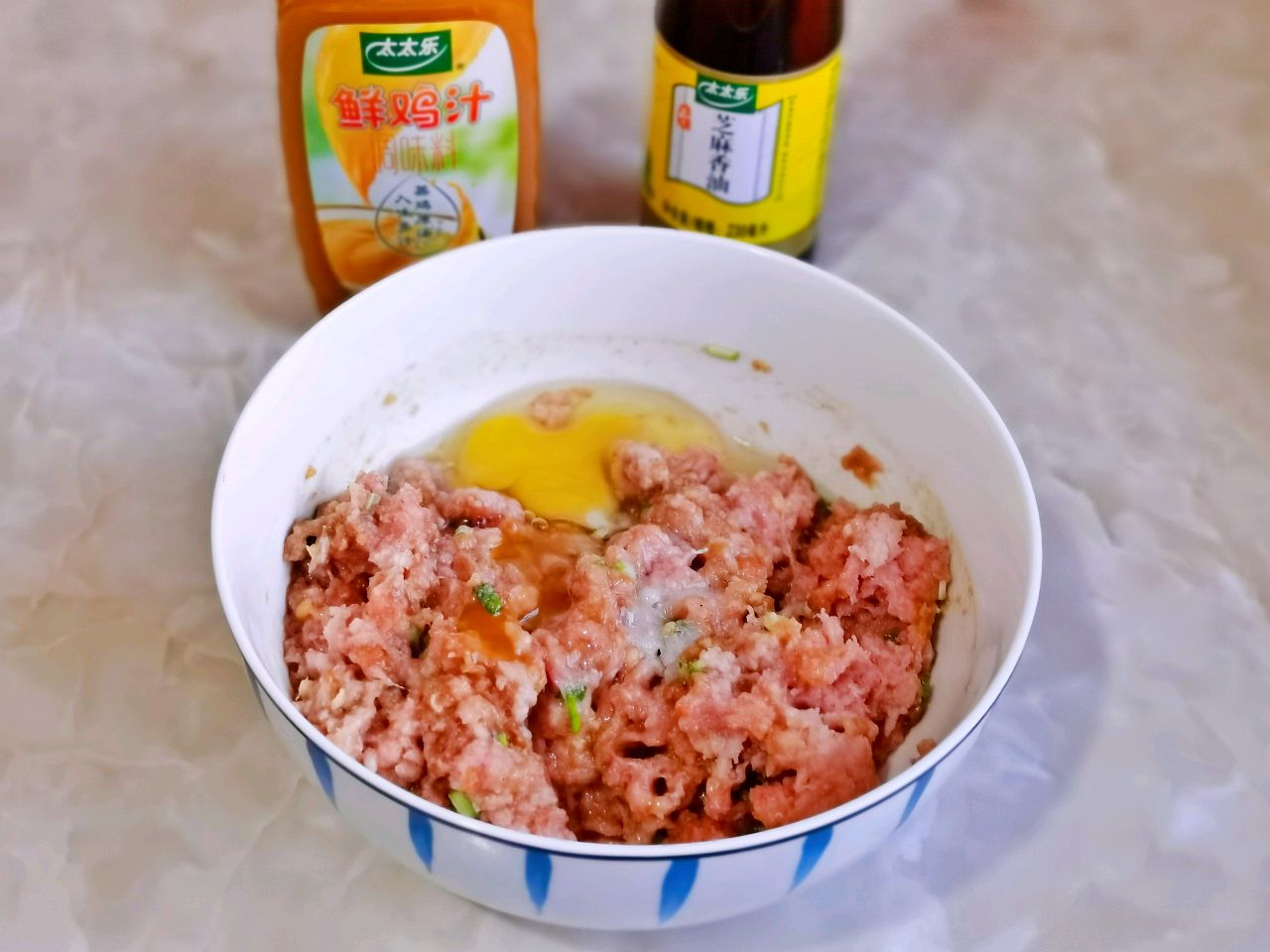 鸡汁菜心小馄饨