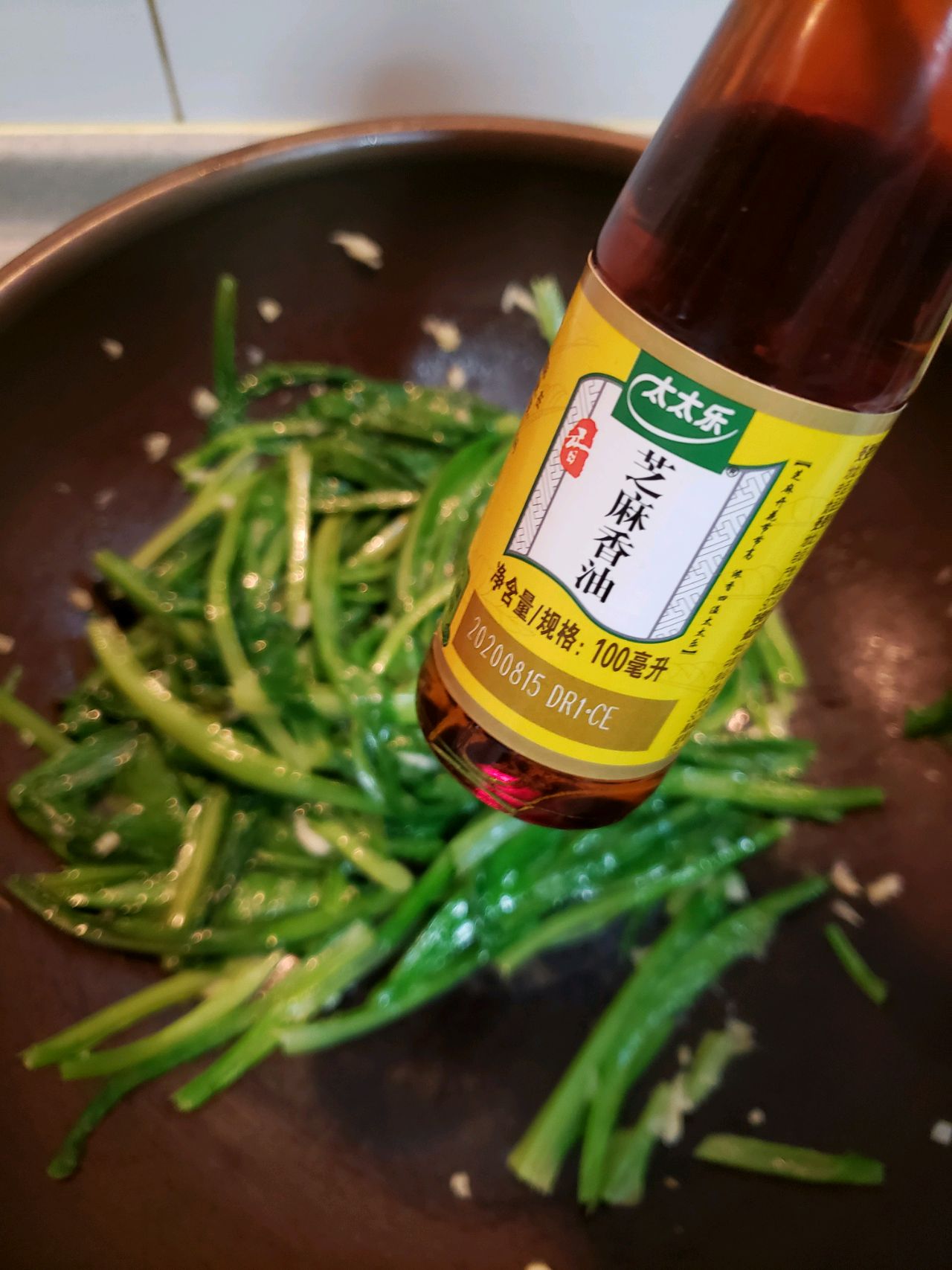 鸡汁蒜头油麦菜