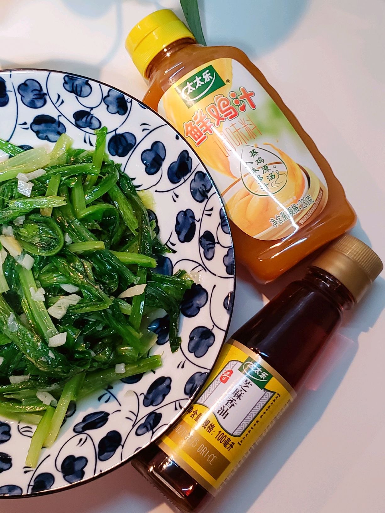 鸡汁蒜头油麦菜