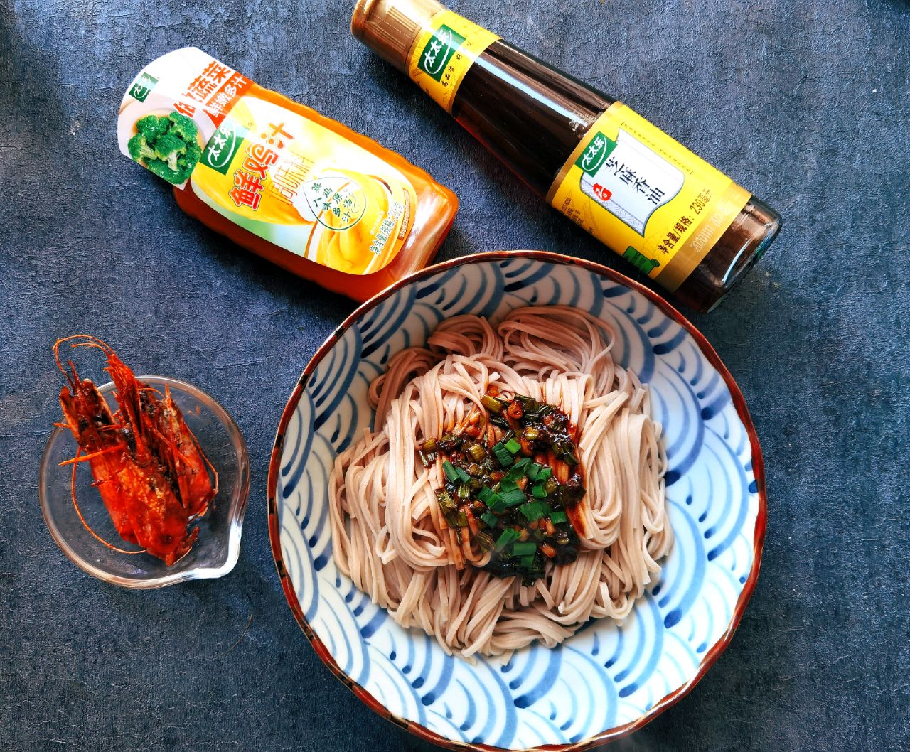鸡汁虾油拌面