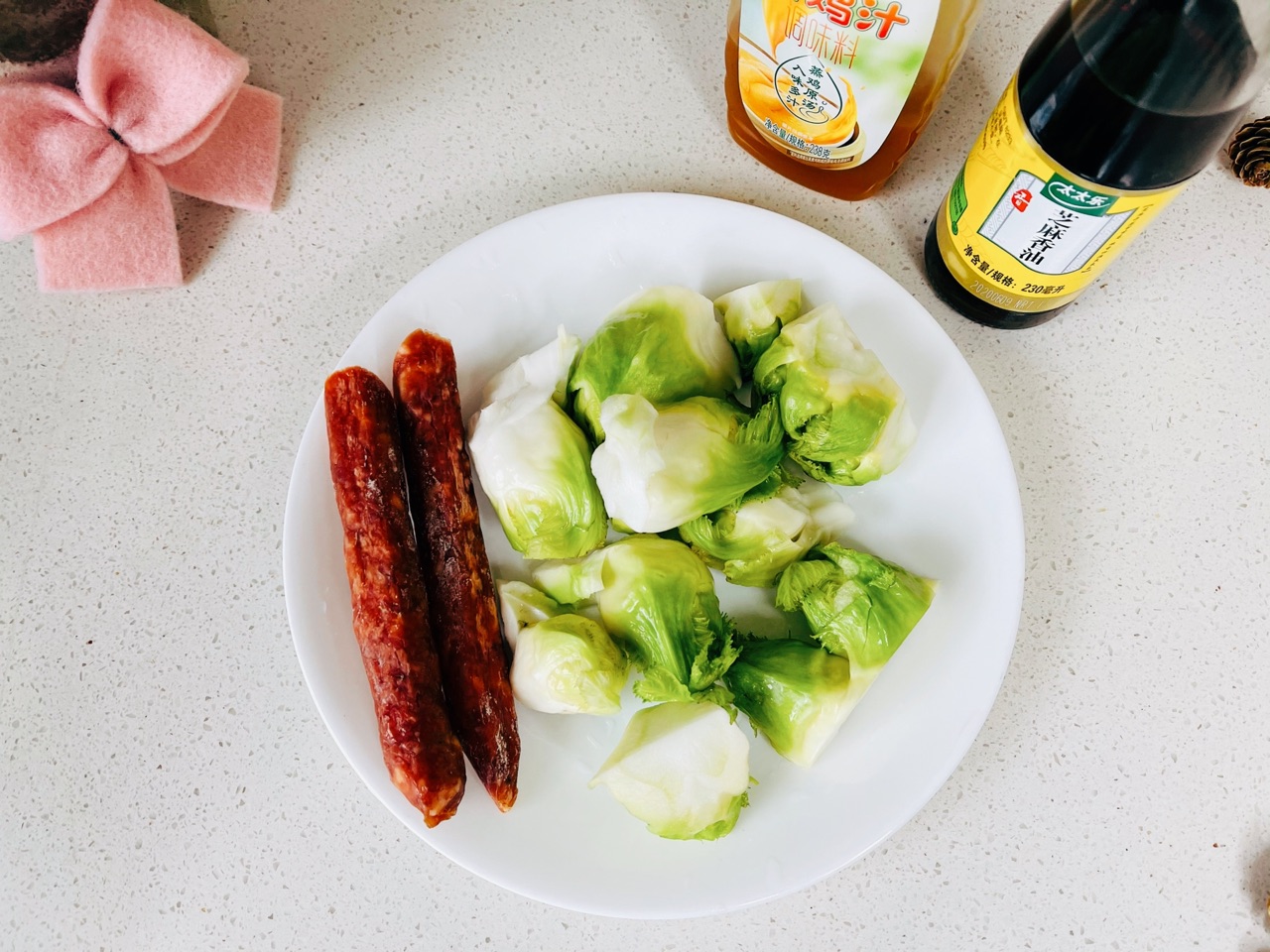 鸡汁香肠耳菜