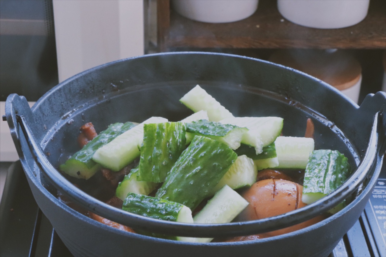 鸡爪煲