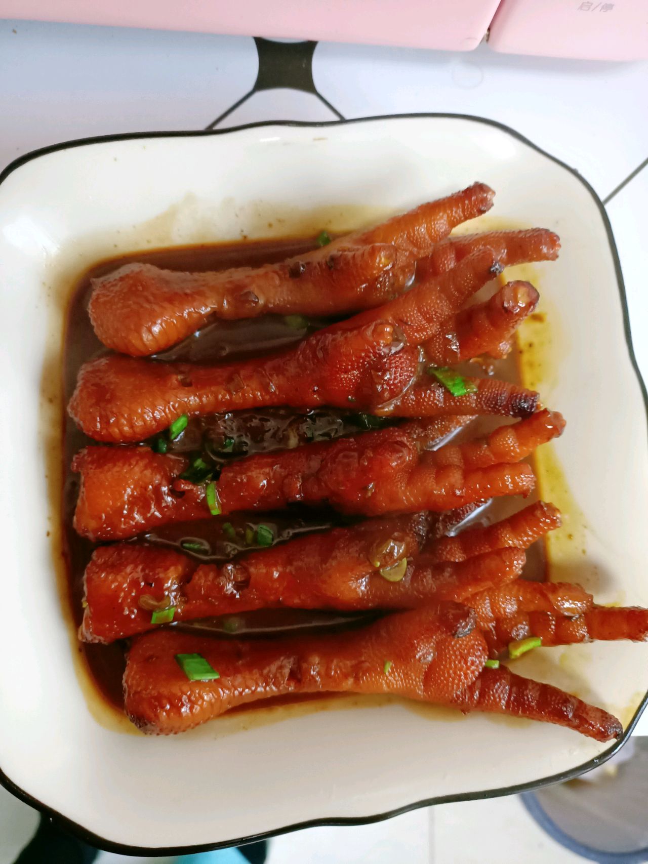 家常菜红烧鸡爪