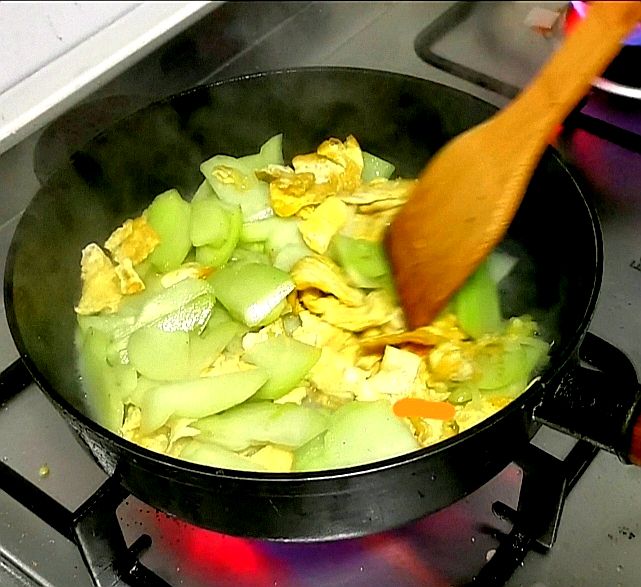 家常菜_快手菜_佛手瓜炒蛋