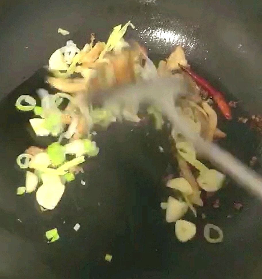 家常菜_快手菜_花菜鸡丝