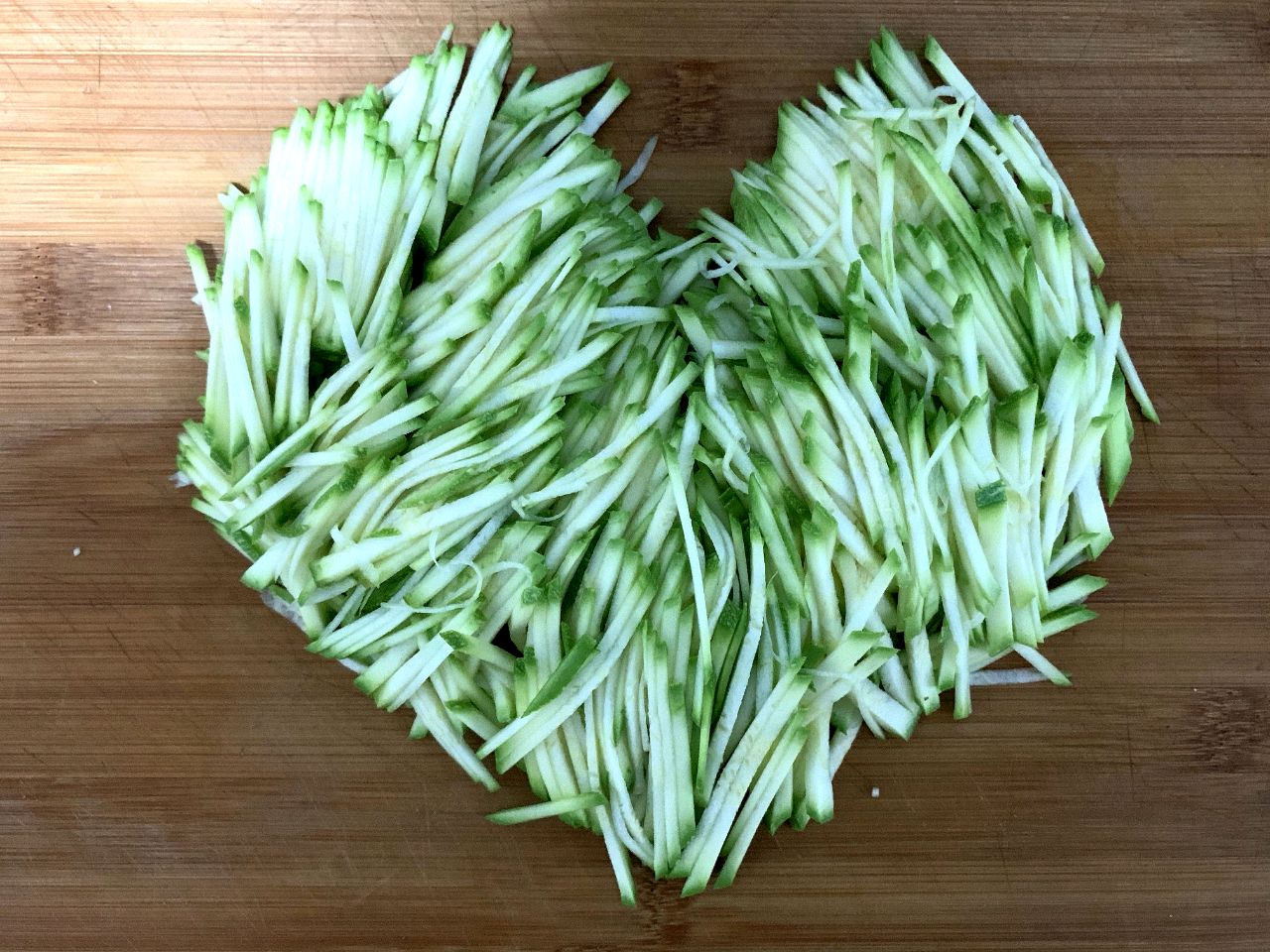 家常菜_快手菜_西葫芦丝鸡蛋饼