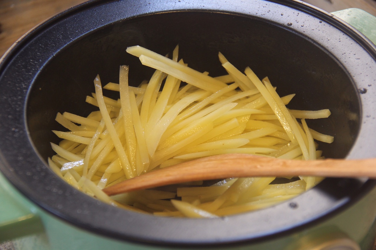 家常菜——清炒土豆丝