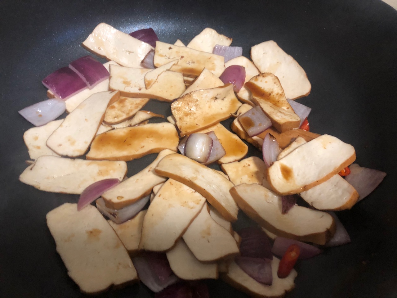 家常菜•洋葱炒豆干