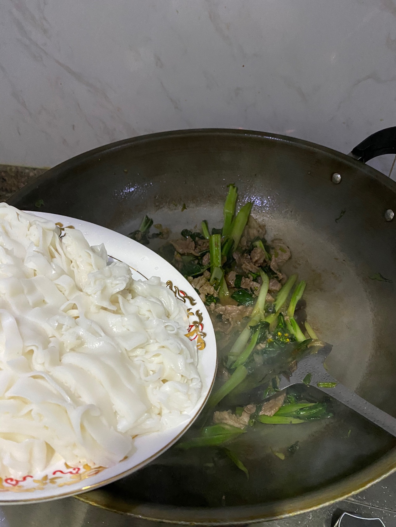 家常炒河粉