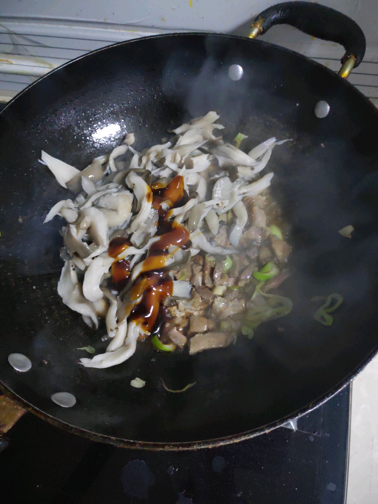 家常炒蘑菇