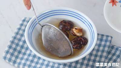 家常豆腐煲 | 鲜嫩多汁