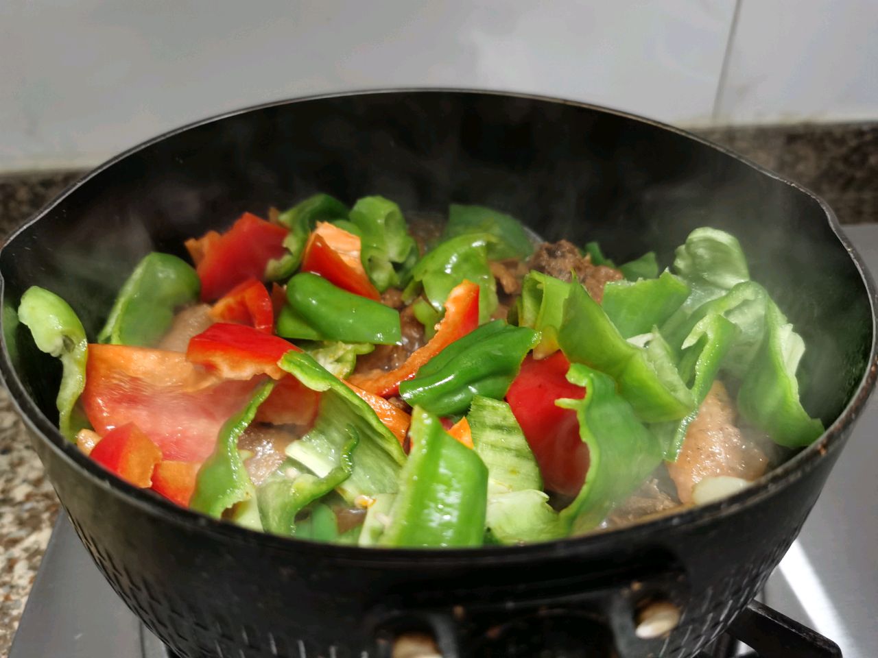 家常红烧鸡块