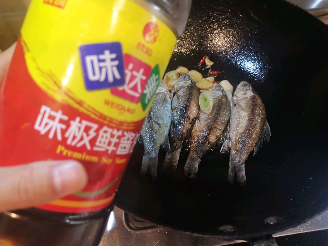 家常红烧鲫鱼