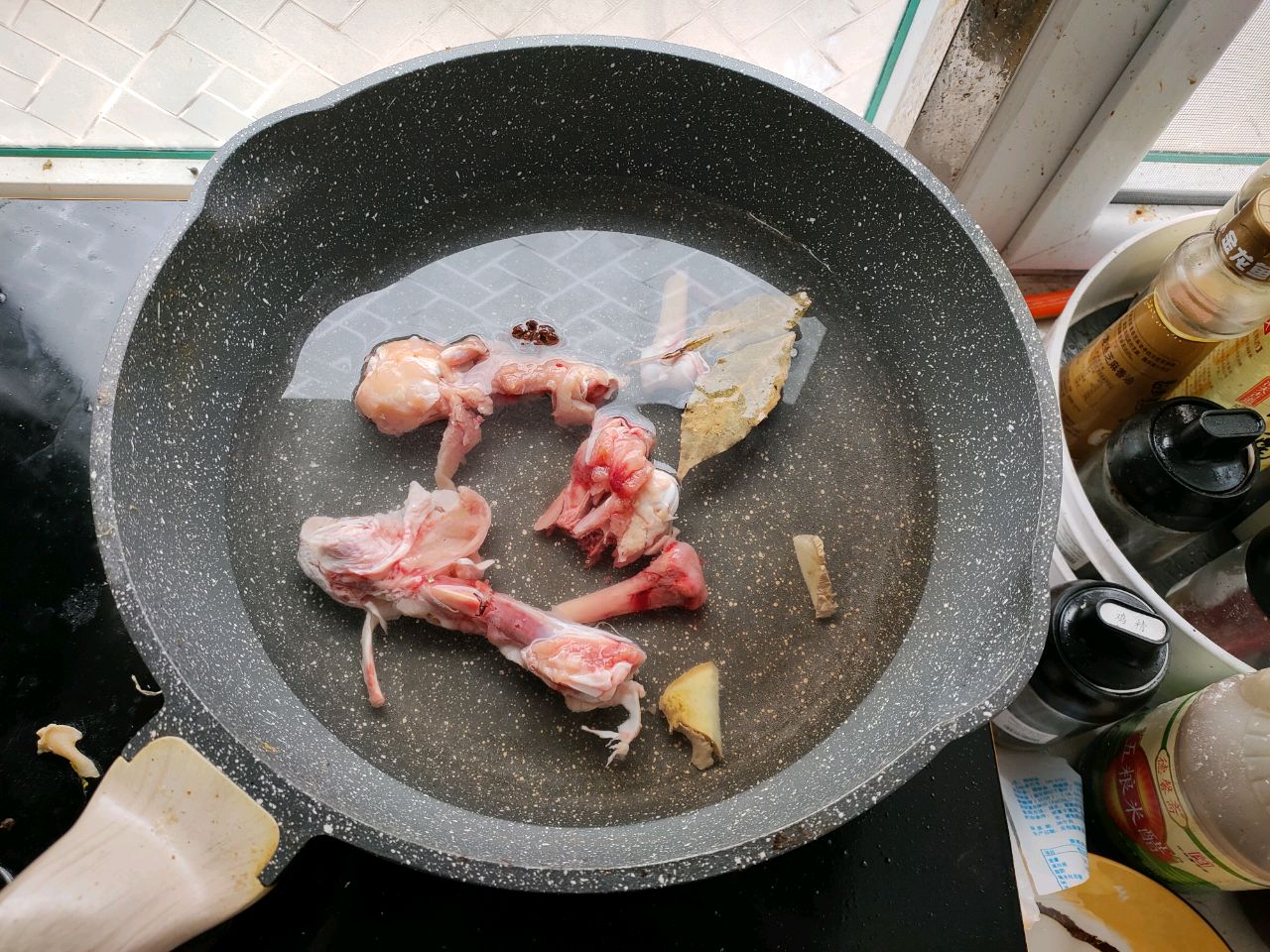 家常鸡肉米线