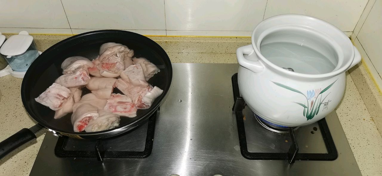 家常酱猪蹄