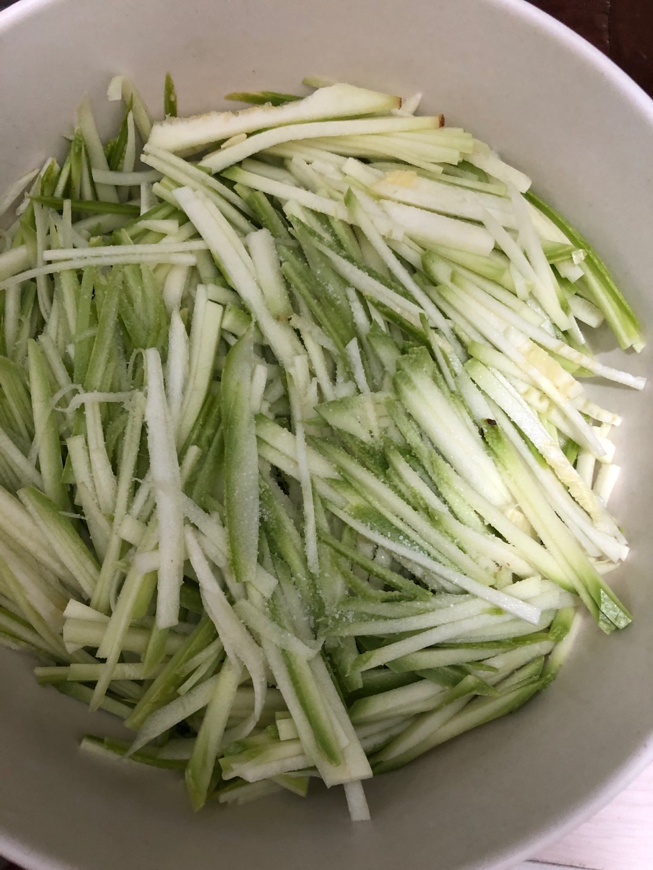 家常凉拌西葫芦