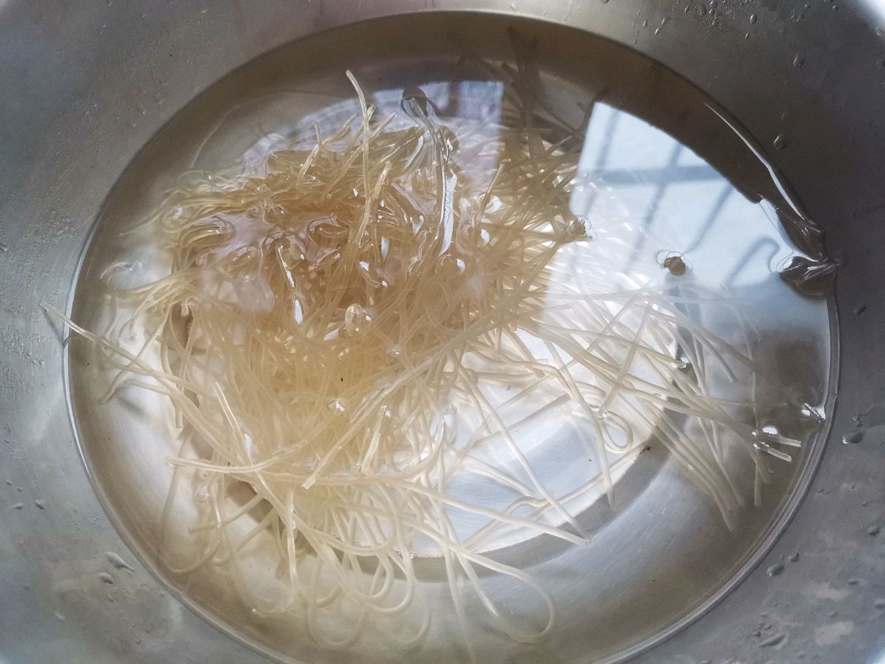 家常凉拌小菜～凉拌菠菜粉条