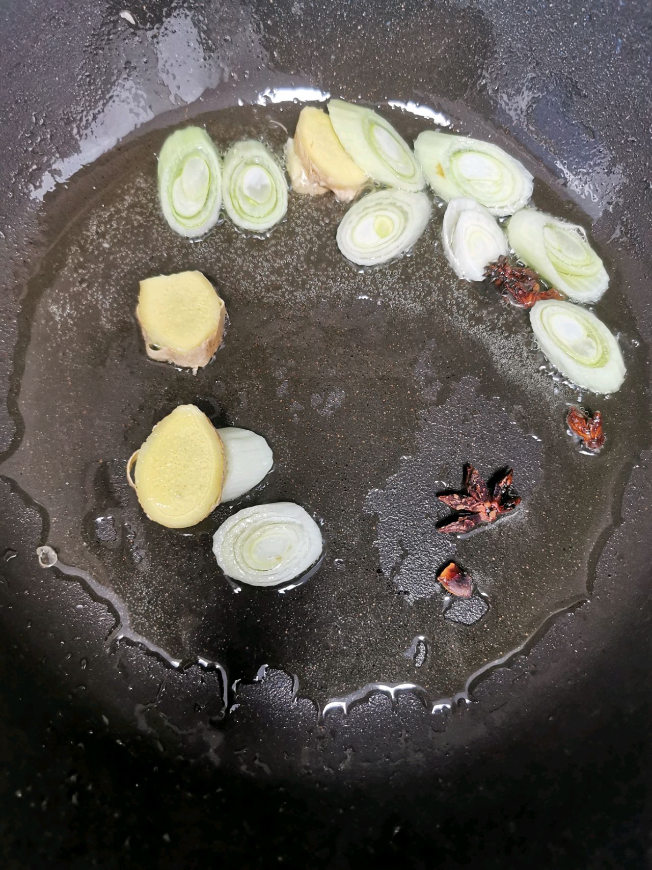 家常卤肉饭