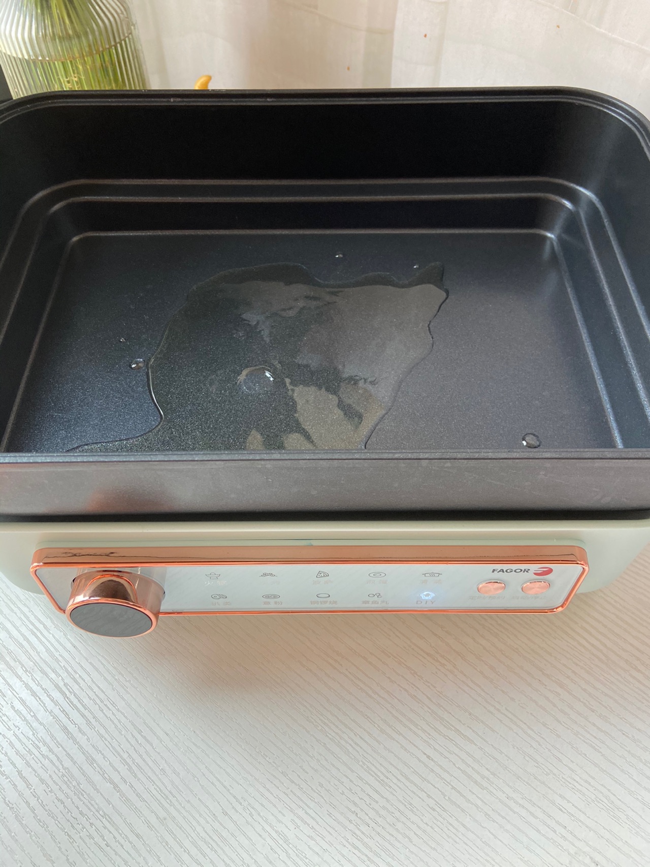 家常美食｜香芹炒肉 春节也要吃健康