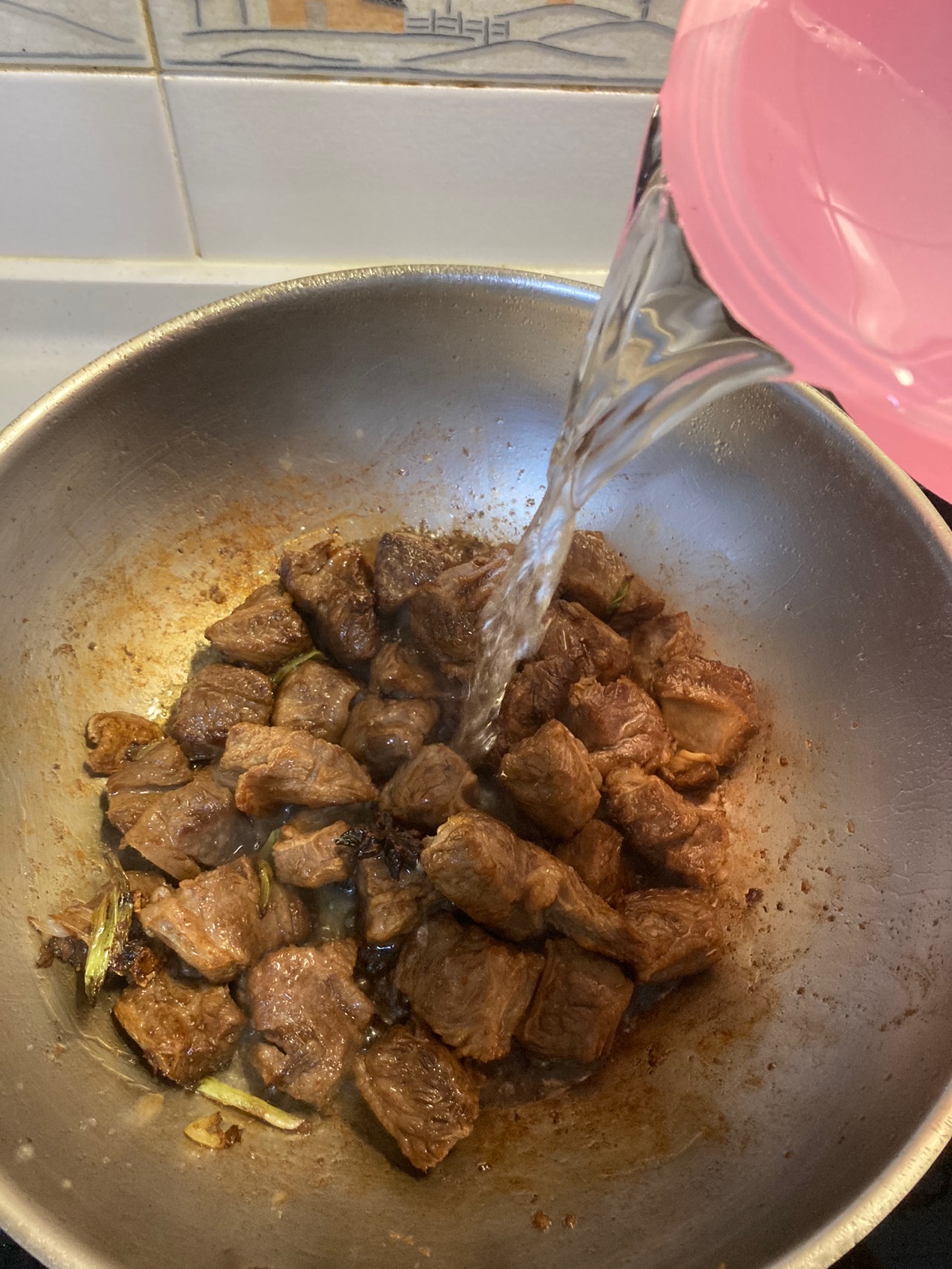 家常 牛肉炖萝卜