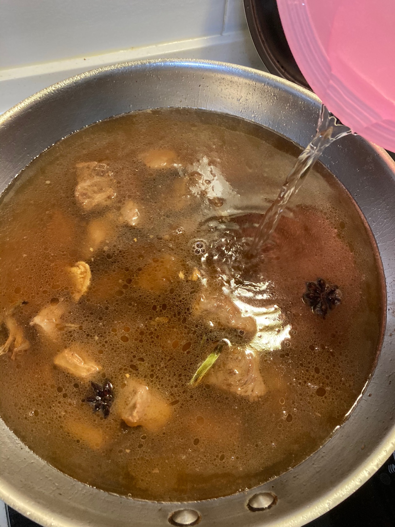 家常 牛肉炖萝卜