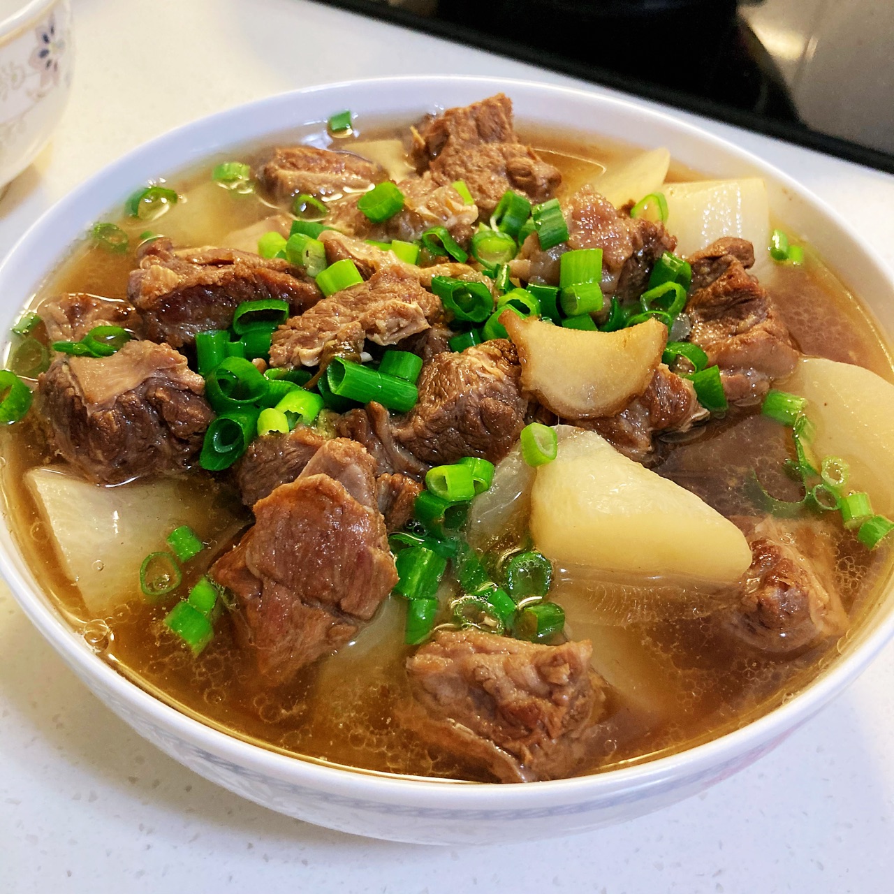 家常 牛肉炖萝卜