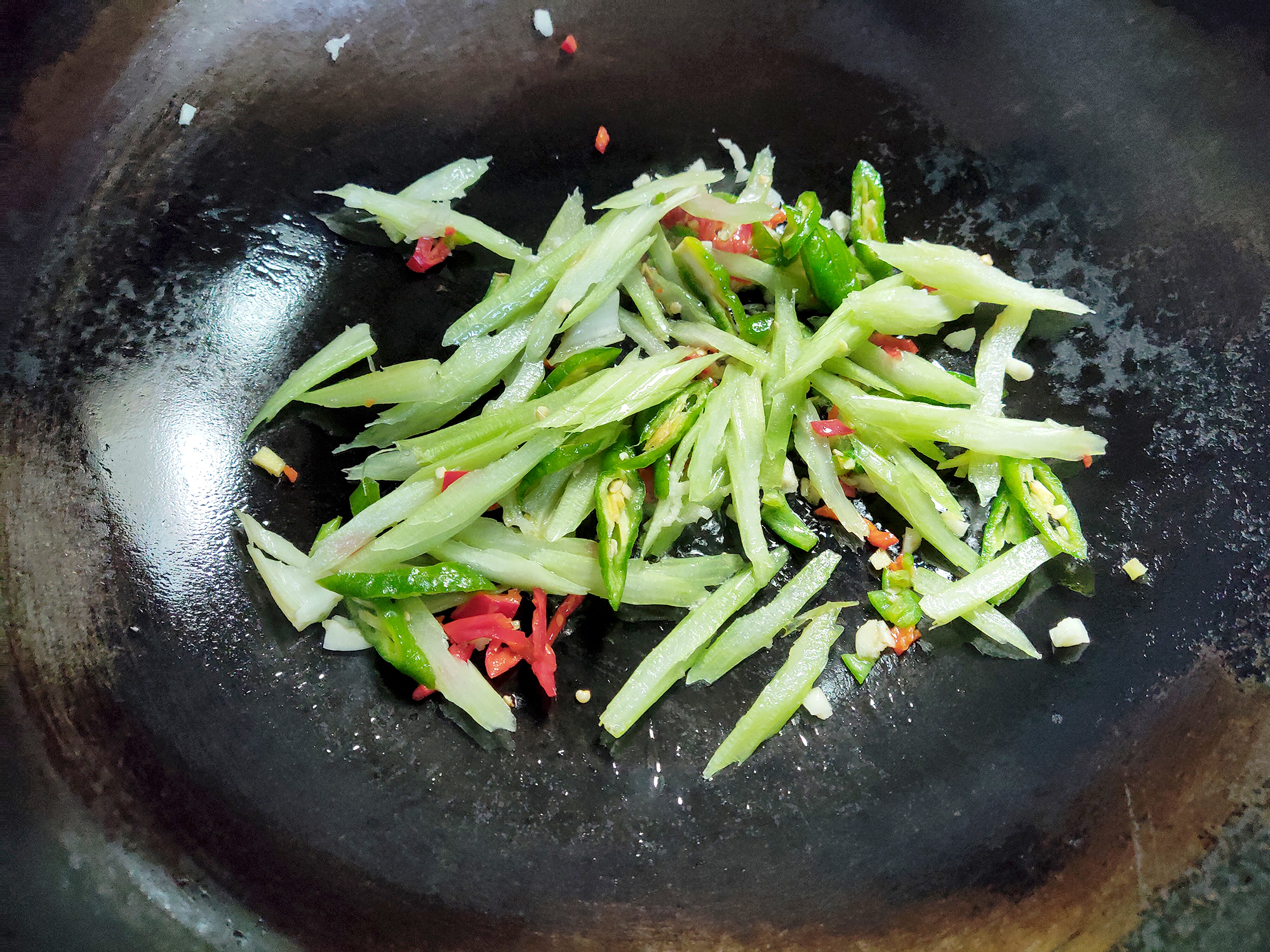 家常芹菜炒牛肉