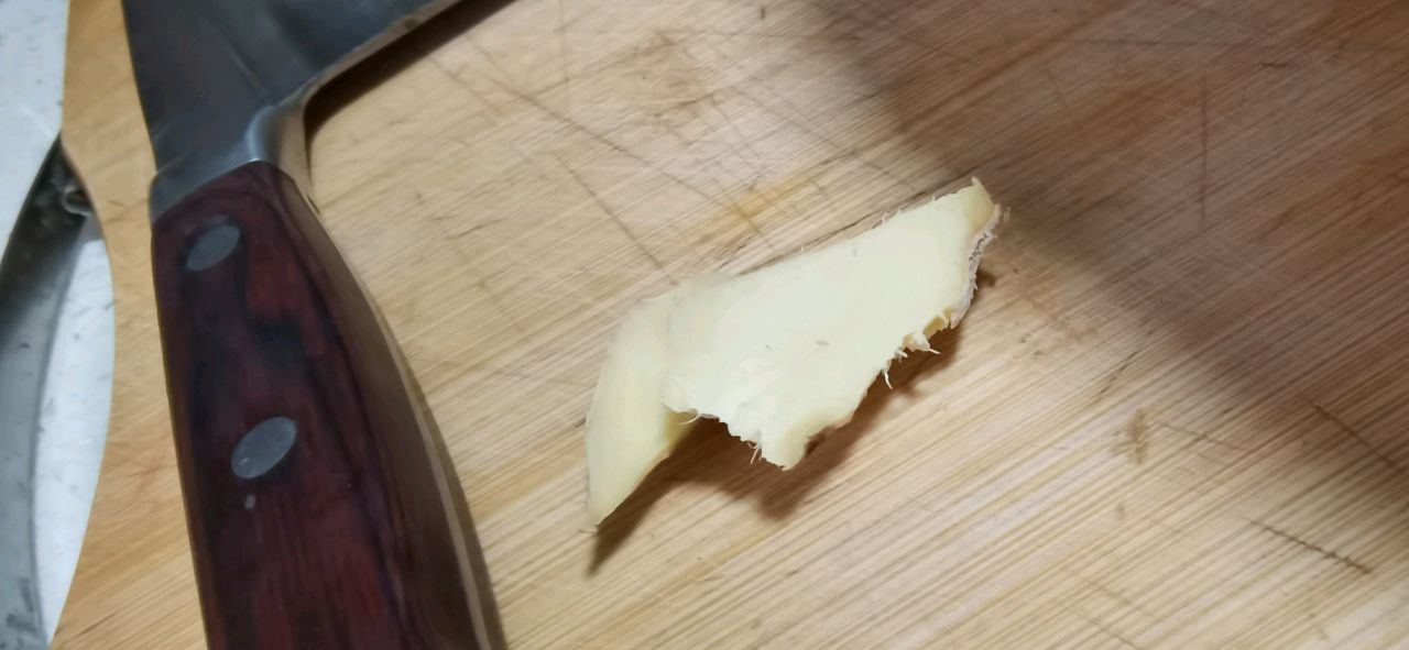 家常砂锅筒骨煲