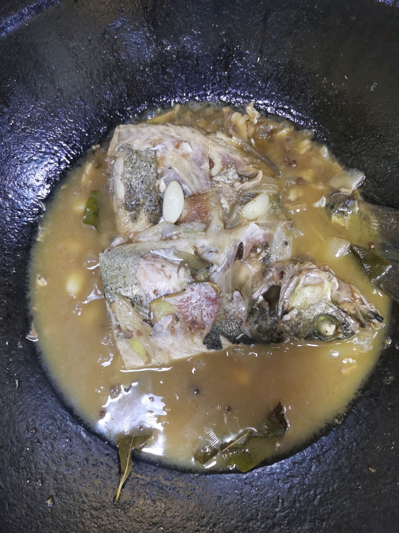 家常烧鲈鱼