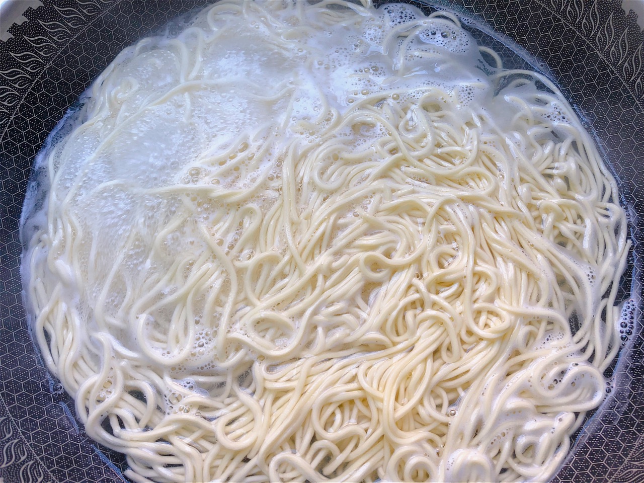 家常酸汤面