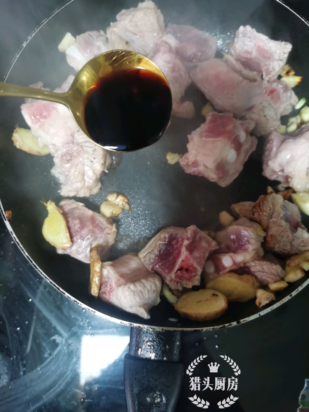 家常西红柿土豆炖排骨