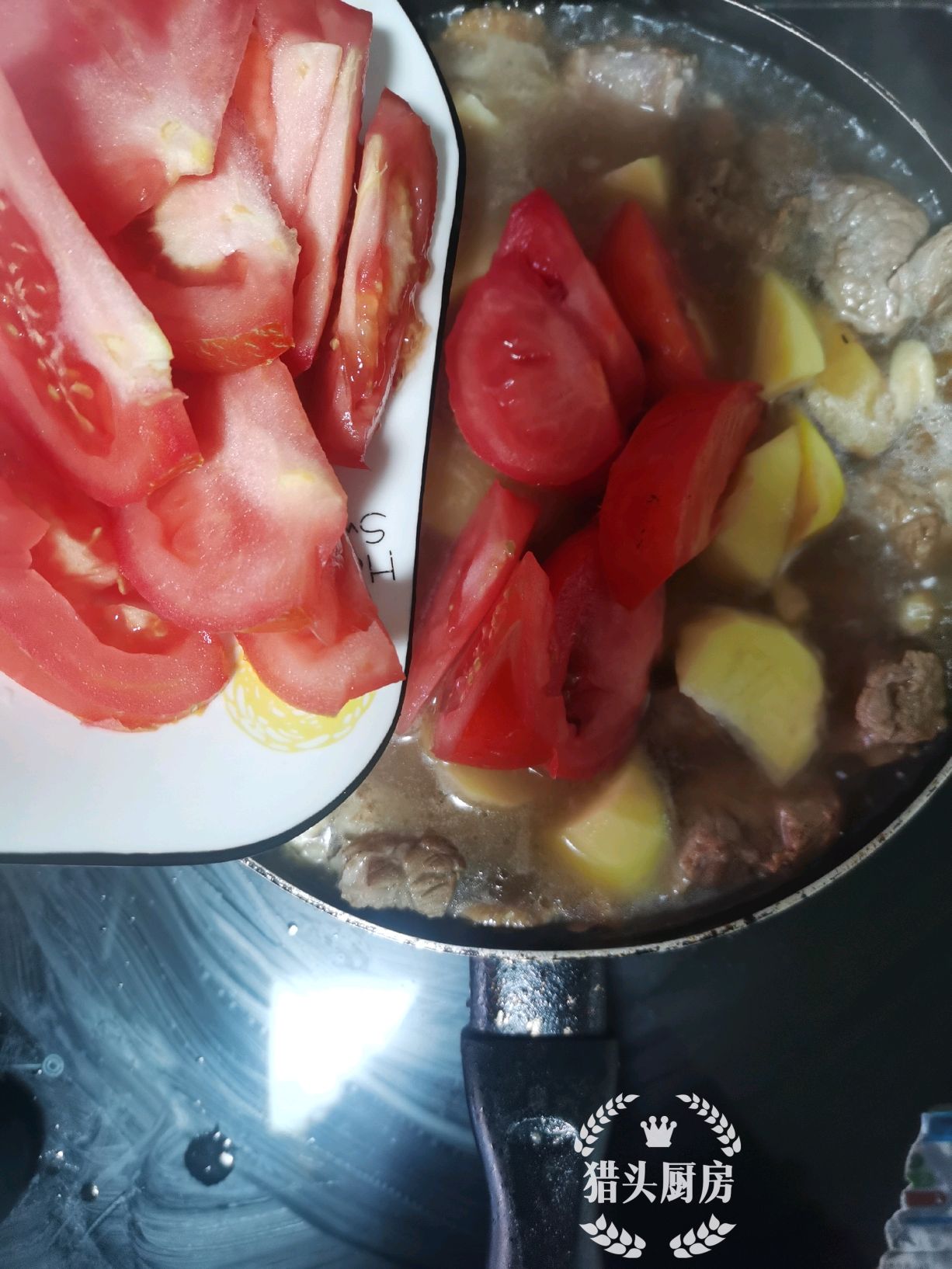 家常西红柿土豆炖排骨