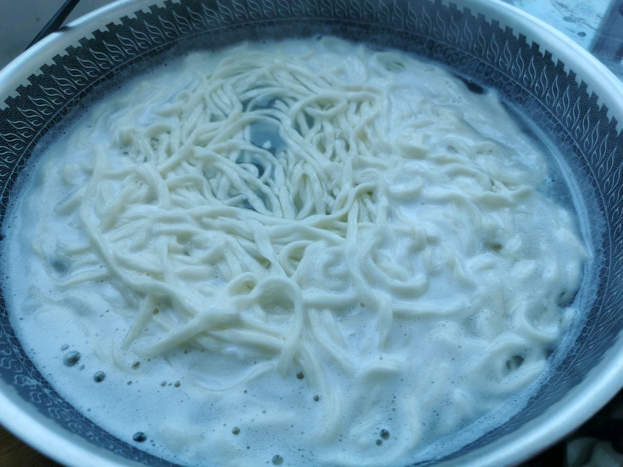 家常芸豆蚬子面