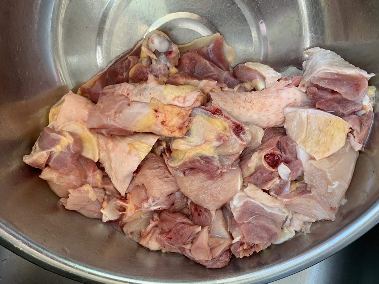 家炖鸡肉