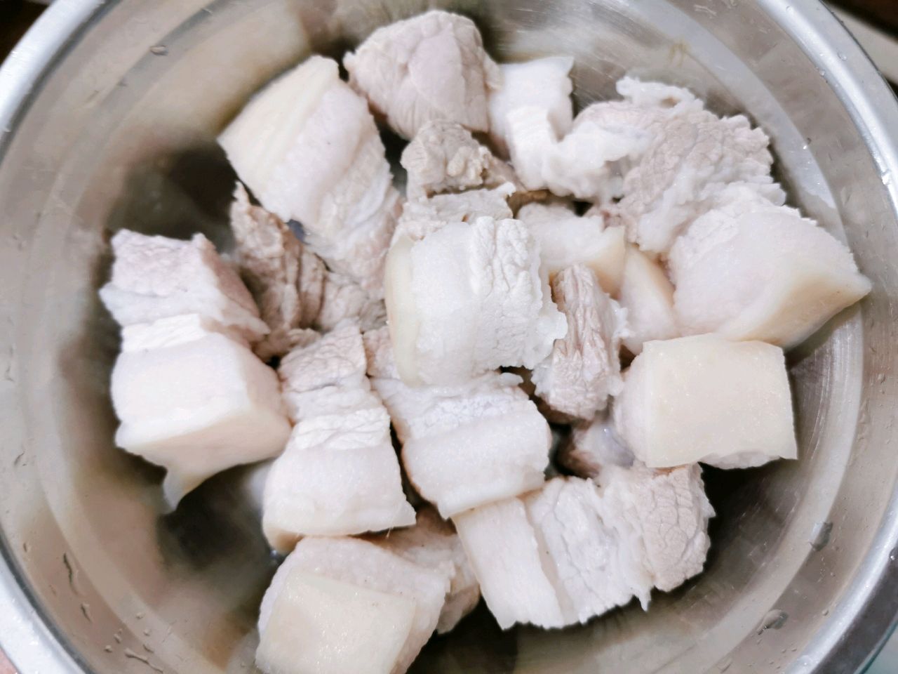 家乐：超好吃的红烧肉鹌鹑蛋