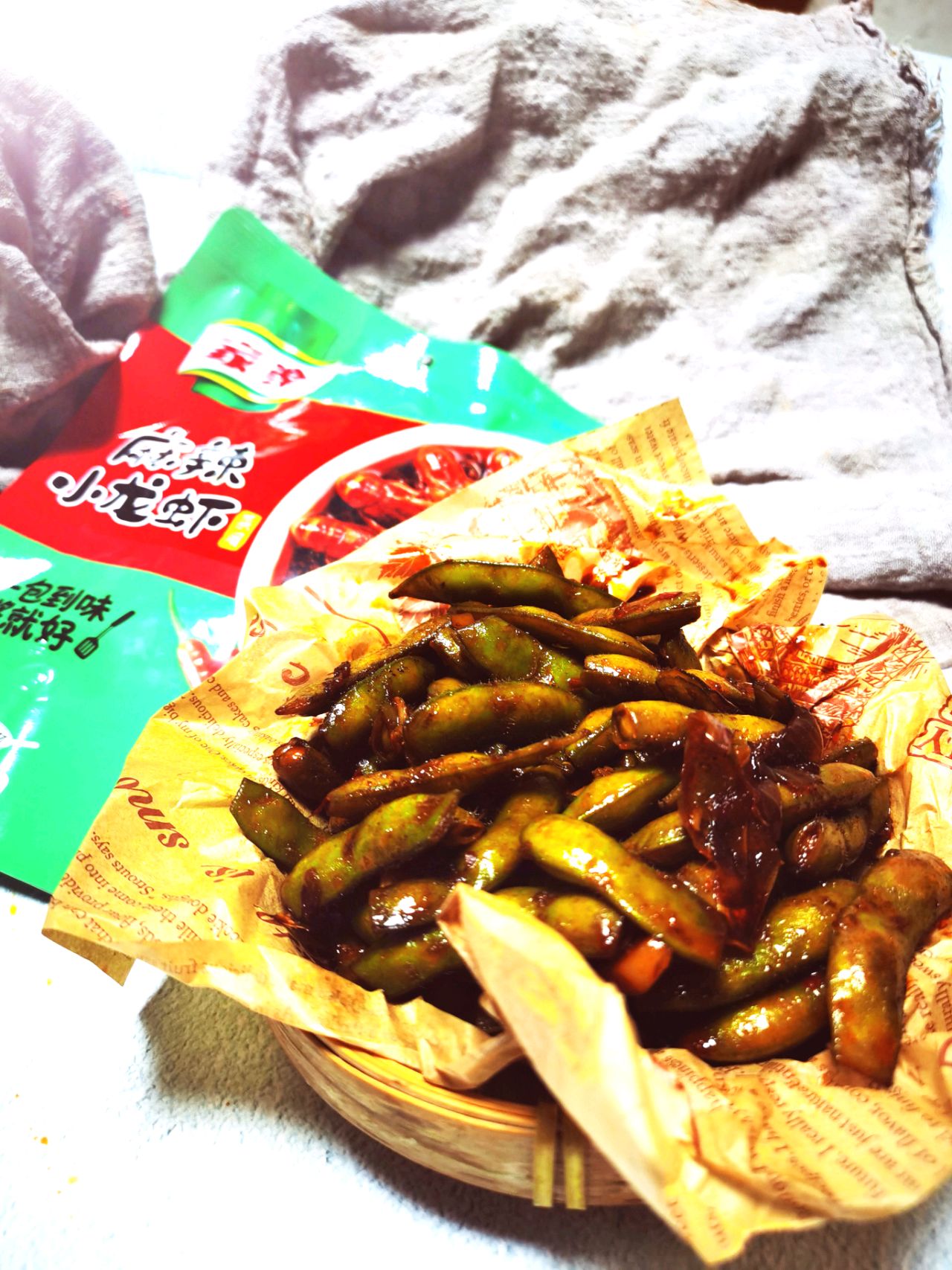 家乐麻辣小龙虾煮毛豆
